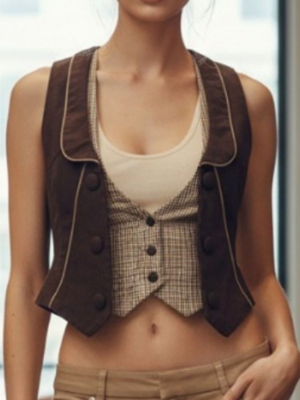 ✨️90's Y2K Vintage! Lip Service Brown Sleeveless Vest with Buttons!